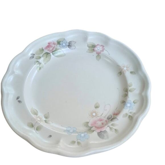 Vintage Pfaltzgraff 1980's Tea Rose Scalloped Rim Dessert Plate Set 2 - Picture 1 of 6